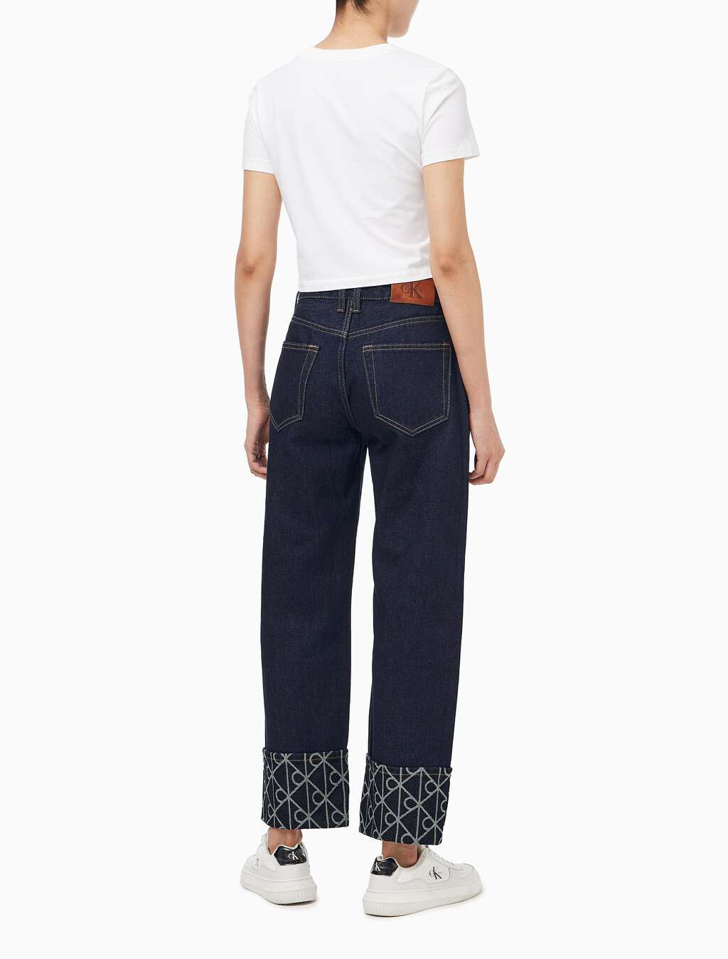 Buy 여성 릴렉스드 크롭 인디고 자카드 데님 in color denim