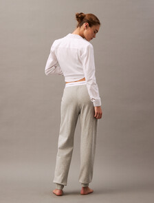 Buy 여성 아이콘 코튼 테리 조거 팬츠 in color GREY HEATHER