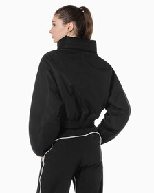 Buy 여성 크롭 패디드 재킷 in color BLACK
