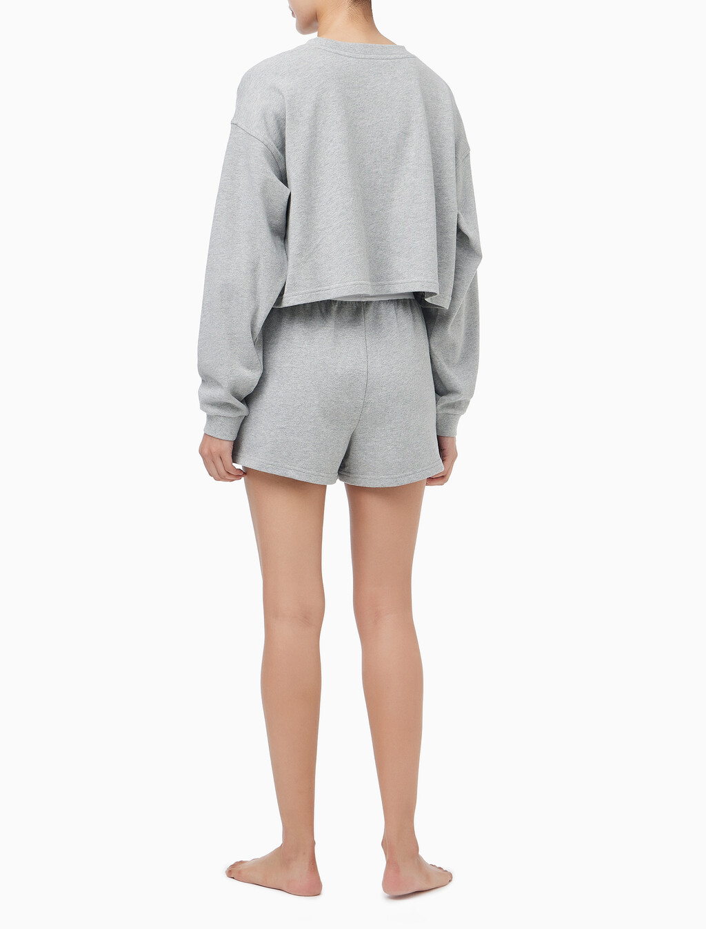 Buy 여성 CK 베이직 라운지 로고 져지 크롭 롱슬리브 in color GREY HEATHER