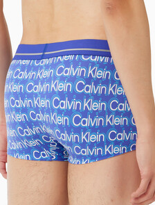 Buy 남성 뉴 사인 로고 로우 라이즈 트렁크 in color Blue Print