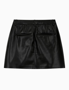 Buy 여성 폭스 레더 A라인 미니 스커트 in color CK BLACK