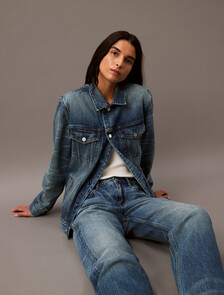 Buy 여성 재패니즈 셀비지 루즈핏 인디고 진 in color ALLOY INDIGO