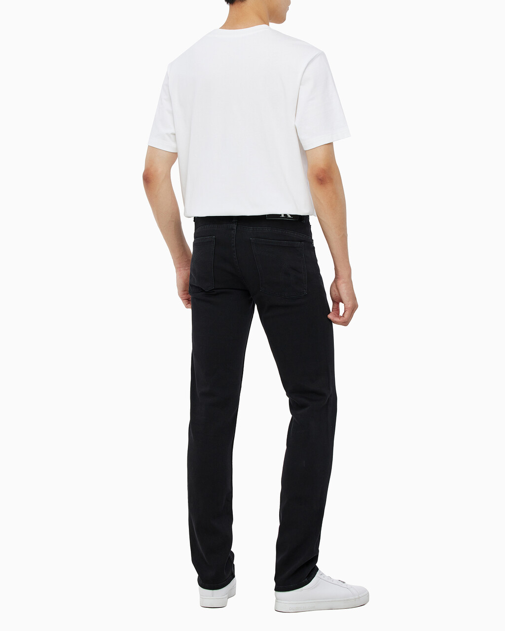 Buy 남성 바디핏 기모 블랙 데님 in color WASHED BLACK LOGO LACE