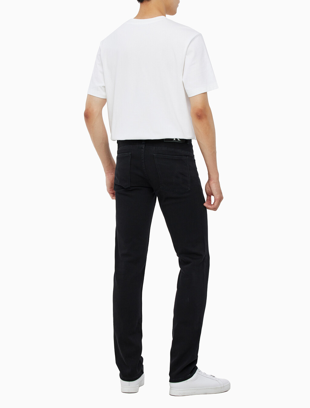 Buy 남성 바디핏 기모 블랙 데님 in color WASHED BLACK LOGO LACE