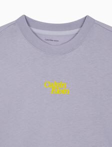 Buy 여성 플럭 로고 반팔 티셔츠 in color LANGUID LAVENDER