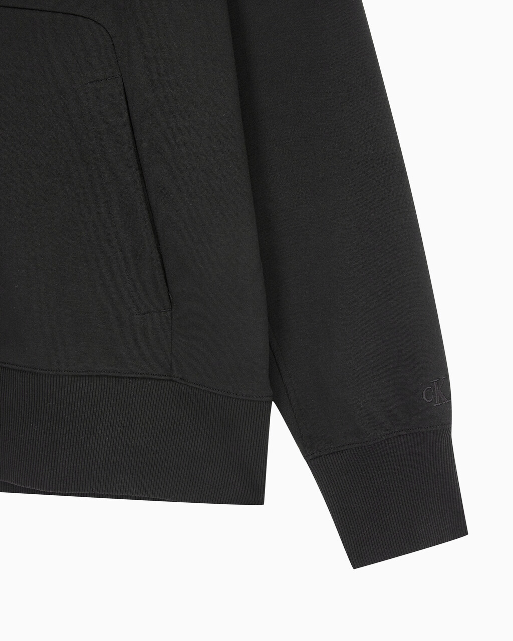 Buy 남성 인스티튜셔널 엠보스드 하프집업 스웻셔츠 in color CK BLACK