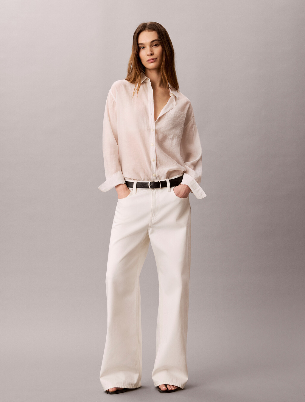 Buy 여성 릴렉스 셔츠 in color Sand White