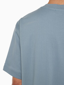 Buy 남성 릴렉스핏 CK 인터락 반팔 티셔츠 in color BLUE