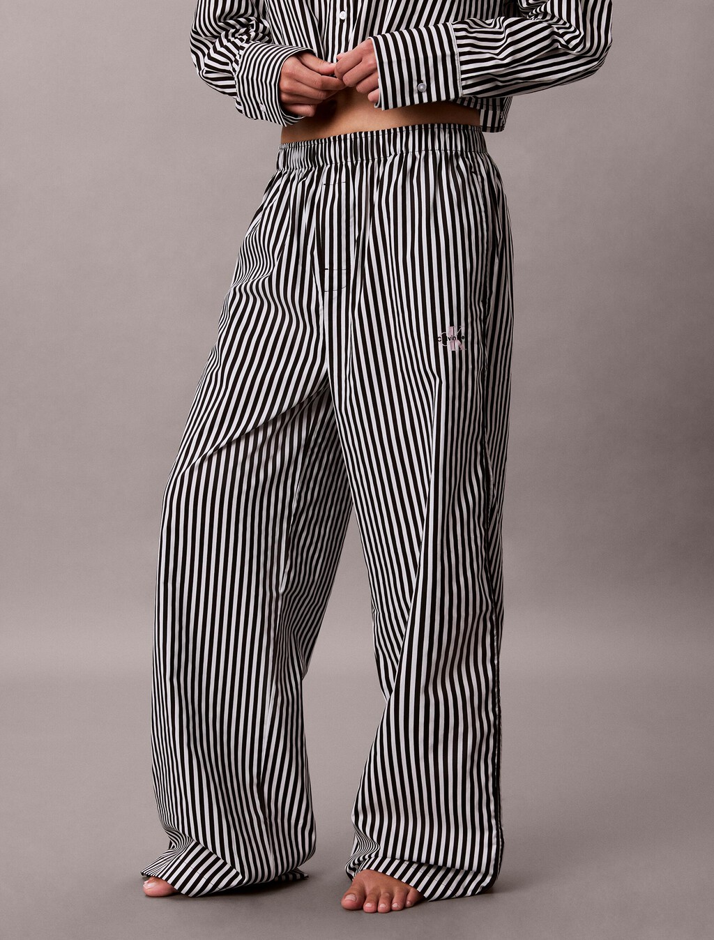 Buy 여성 코튼 포플린 팬츠 in color PENNY STRIPE+BLACK