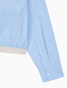 Buy 여성 로고 트림 크랍 셔츠 in color SKY BLUE