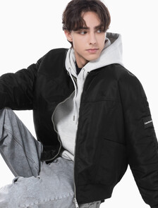 Buy 남성 리버서블 퀼팅 봄버 자켓 in color CK BLACK