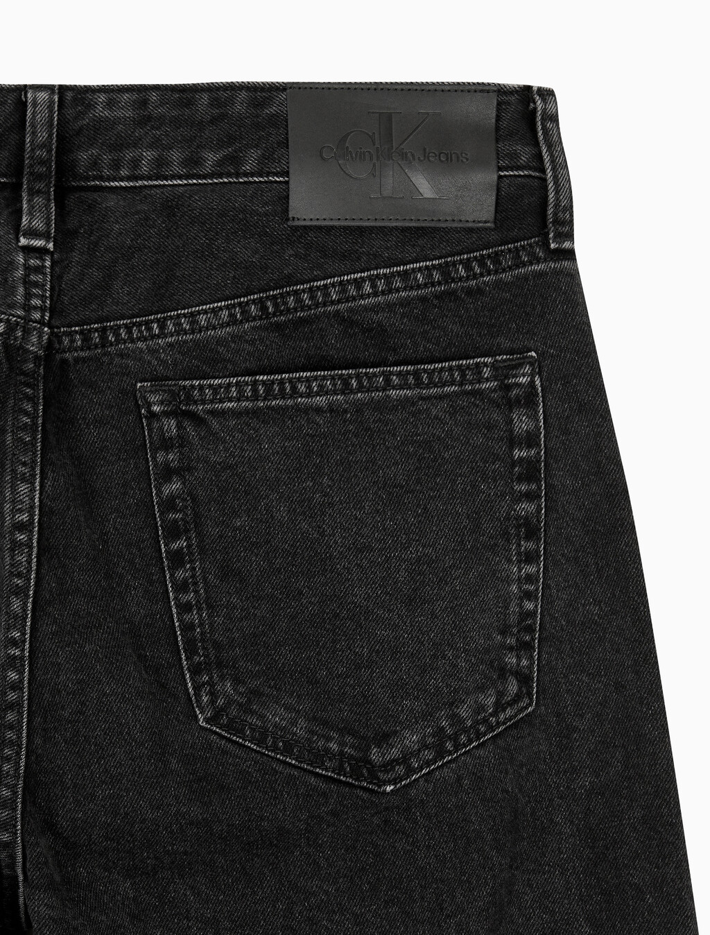 Buy 남성 90's 스트레이트핏 블랙 데님 in color WASHED BLACK LOGO LACE