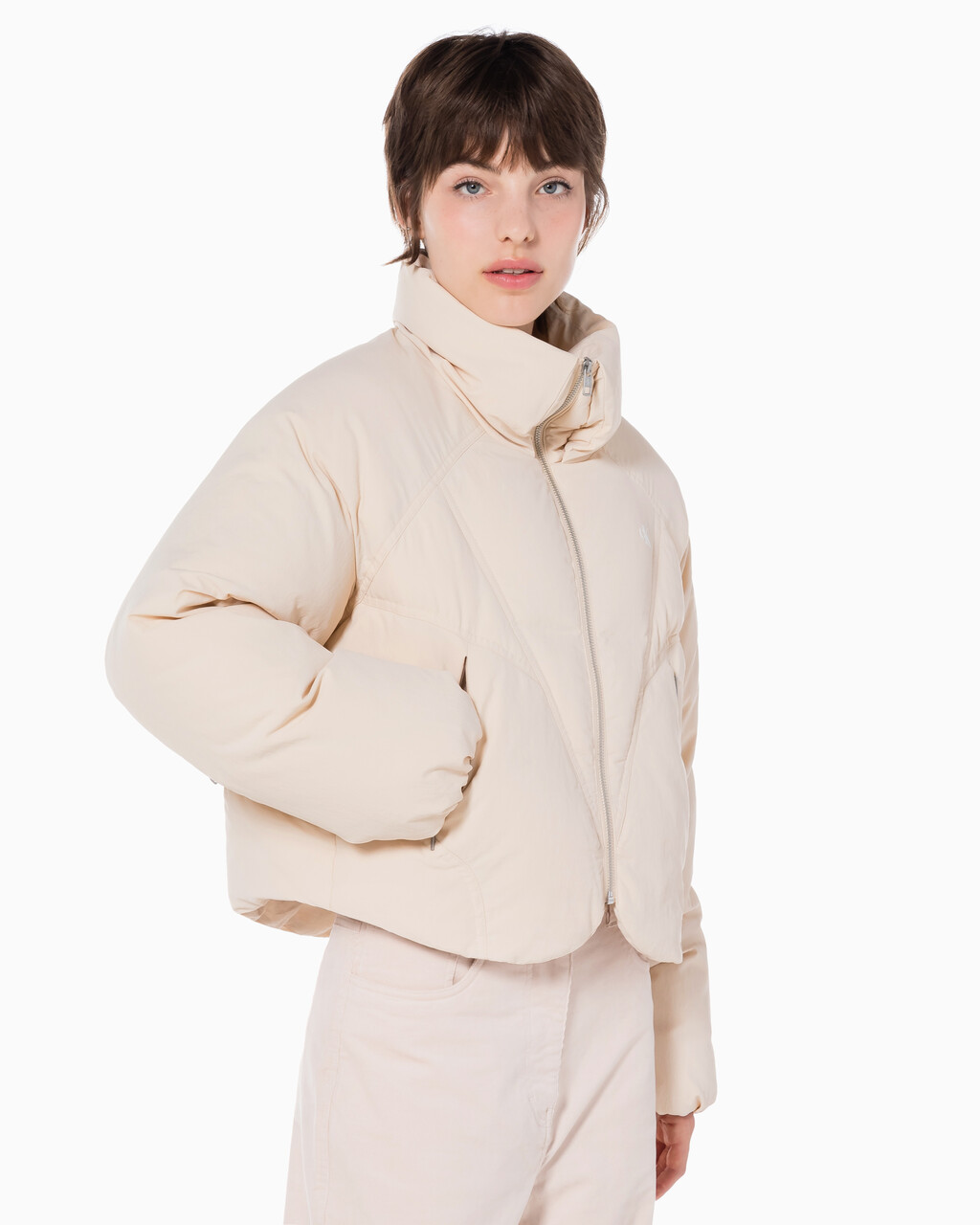 Buy 여성 패커블 울트라 라이트 다운 in color PINK BEIGE