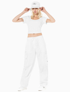 Buy 여성 소프트터치 화이트 카고 팬츠 in color BRIGHT WHITE