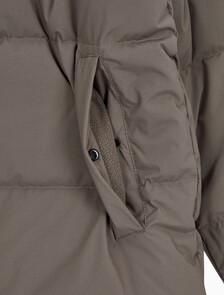 Buy 남성 베이직 에센셜 다운 푸퍼 자켓  in color BROWN