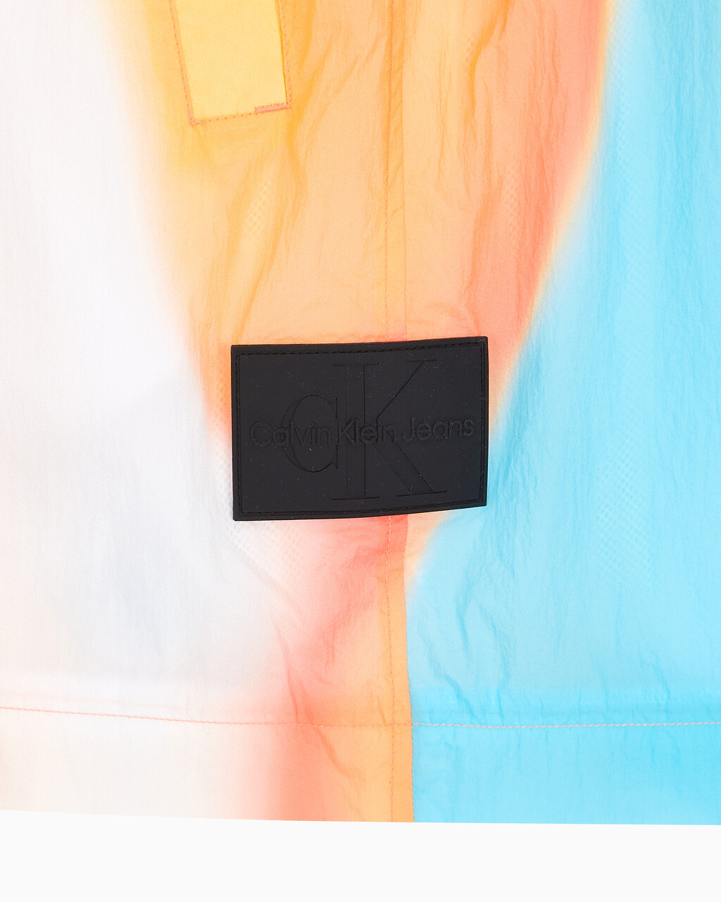 Buy 남성 올오버 그래픽 프린트 쇼츠 in color ANCIENT WHITEEGGSHELL