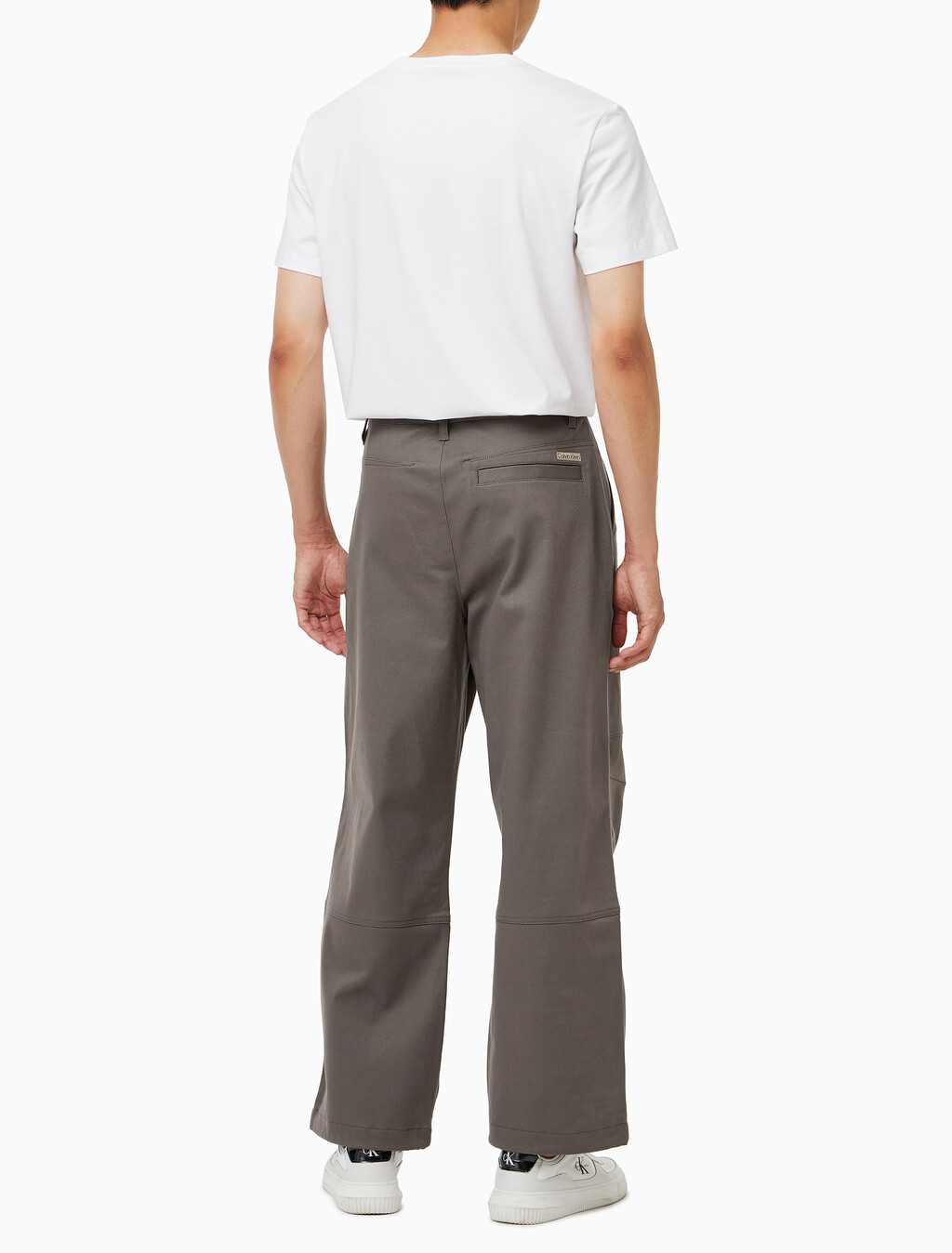 Buy 남성 카고 치노 팬츠 in color BROWN