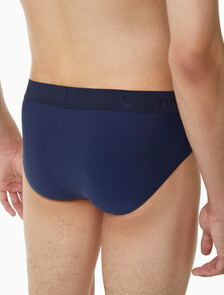 Buy 남성 CK 블랙 마이크로 싱글 힙브리프 in color BLUE SHADOW