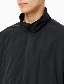 Buy 남성 베이직 에센셜 기능성 나일론 자켓 in color CK BLACK