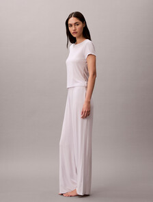 Buy 여성 모달 립 반팔 티 in color LIGHT PURPLE