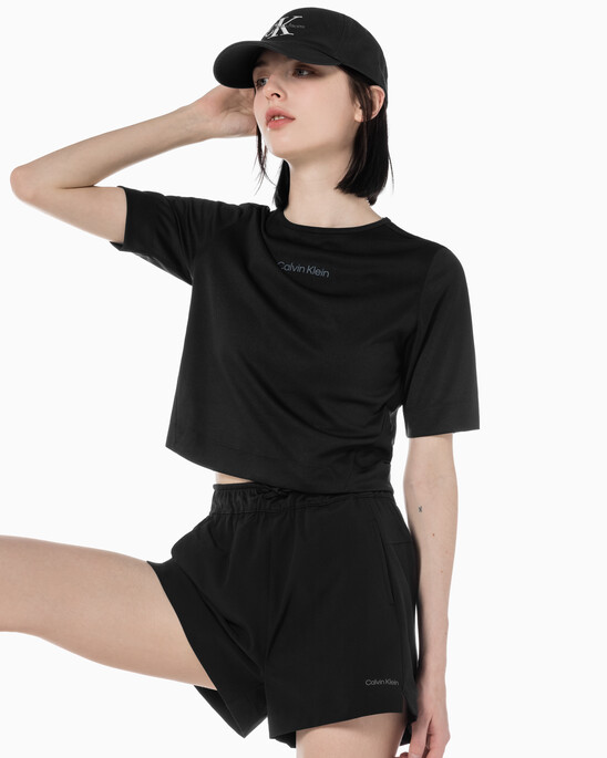 여성 박시 핏 에센셜 기능성 반팔 티셔츠
