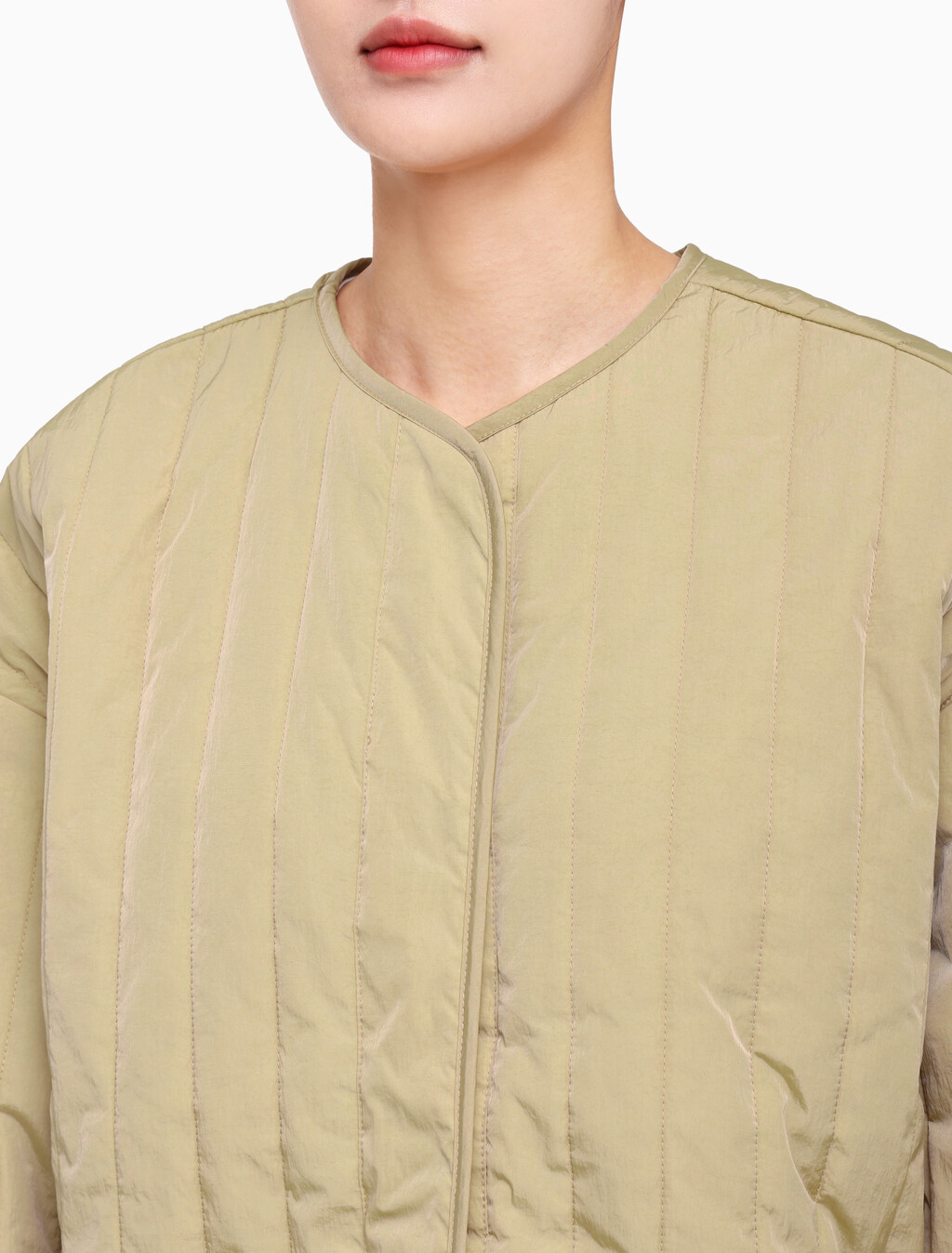 Buy 여성 퀼팅 라이너 자켓 in color TRAVERTINE