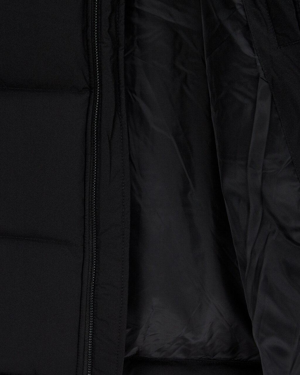 Buy 남성 레귤러핏 스탠드 카라 숏 다운 푸퍼 재킷 in color CK BLACK
