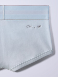 Buy Jung Kook for Calvin Klein  여성 헤리티지 코튼 AF 보이쇼츠 in color ICE FLOW