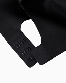 Buy 여성 인비저블 AF 푸쉬업 플런지 브라 in color BLACK
