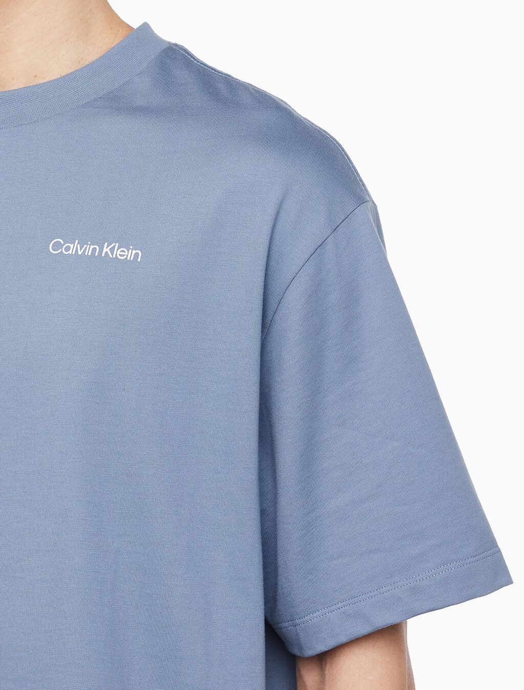 Buy 남성 릴렉스핏 플라워 아플리케 로고 반팔 티셔츠 in color COUNTRY BLUE