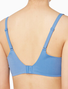 Buy 여성 퍼펙틀리 핏 AF 퍼펙트 커버리지 컨투어 브라 in color BLUE