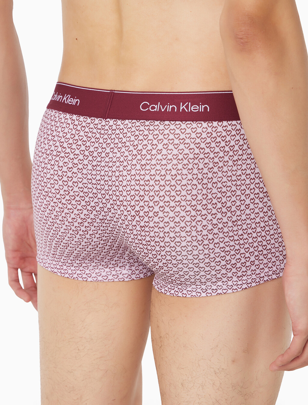 Buy 남성 아이콘 코튼 스트레치 마이크로 로우 라이즈 트렁크 in color Light pink