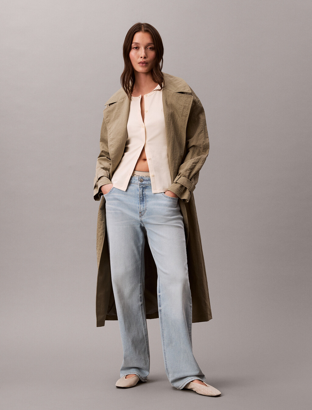 Buy 여성 90S 스트레이트 에코 데님 in color Light blue