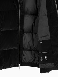 Buy 남성 모크넥 메트글로시 푸퍼자켓 in color BLACK
