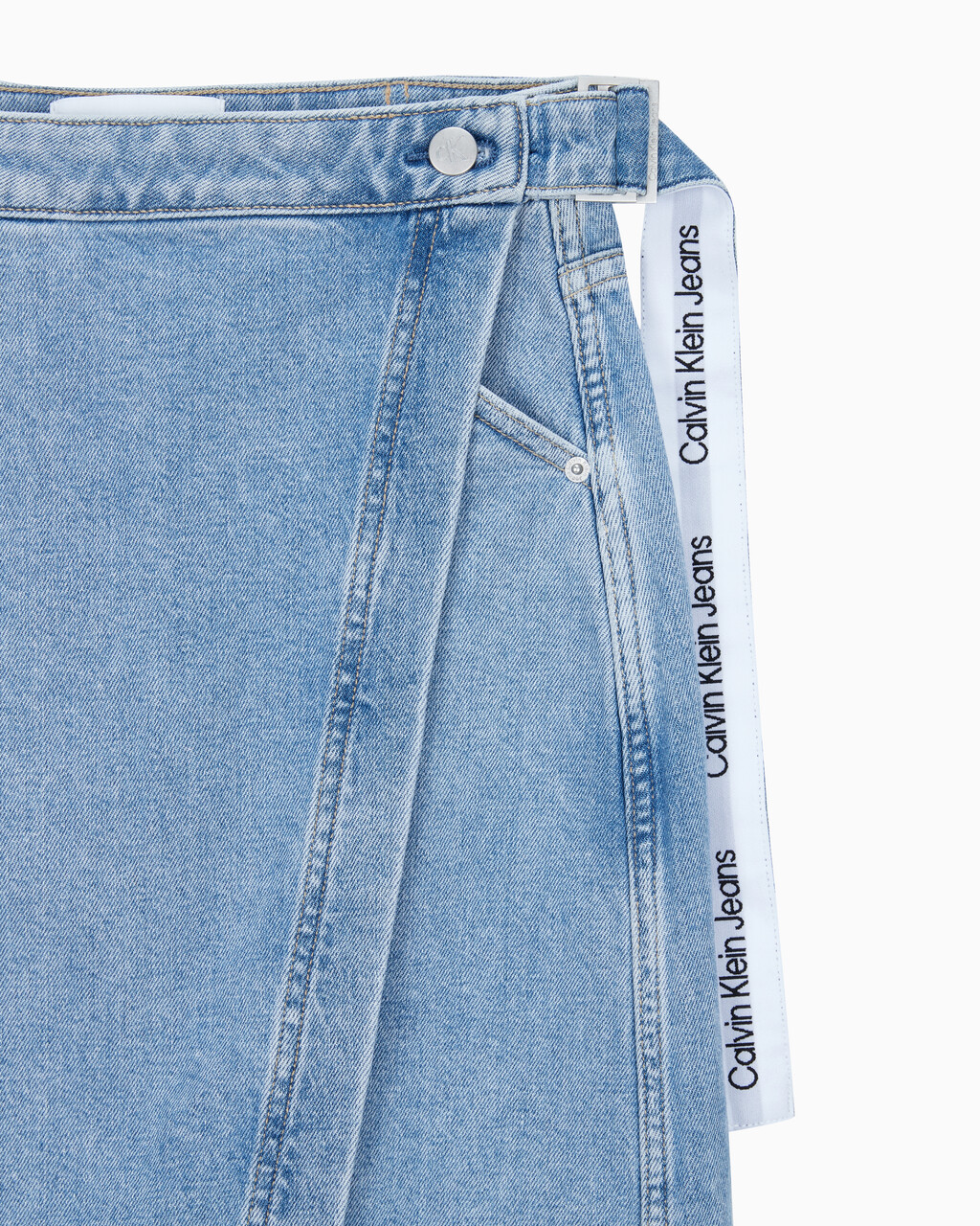 Buy 여성 맥시 데님 랩 스커트 in color 028A CHALKY BLU