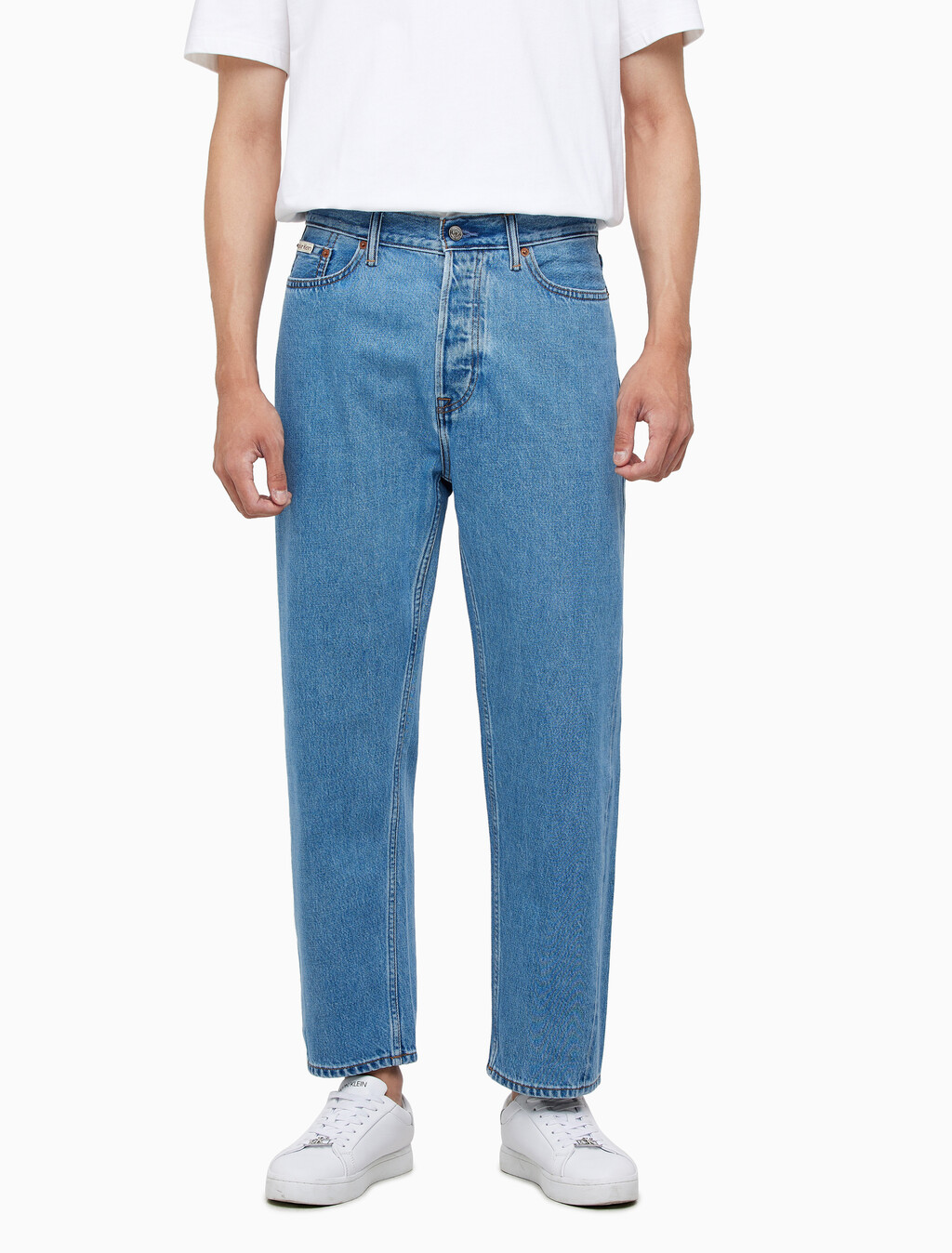 Buy 남성 스트레이트핏 라이트블루 데님 in color COASTAL BLUE