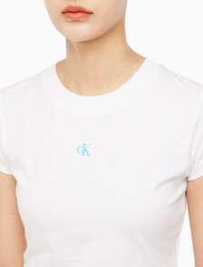 Buy 여성 그래픽 베이비핏 크롭 반팔 티셔츠 in color BRIGHT WHITE