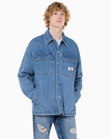 Buy 남성 박시 루즈핏 라이트블루 데님 셔츠 in color 028A CHALKY BLU