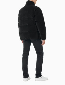 Buy 남성 모크넥 메트글로시 푸퍼자켓 in color BLACK
