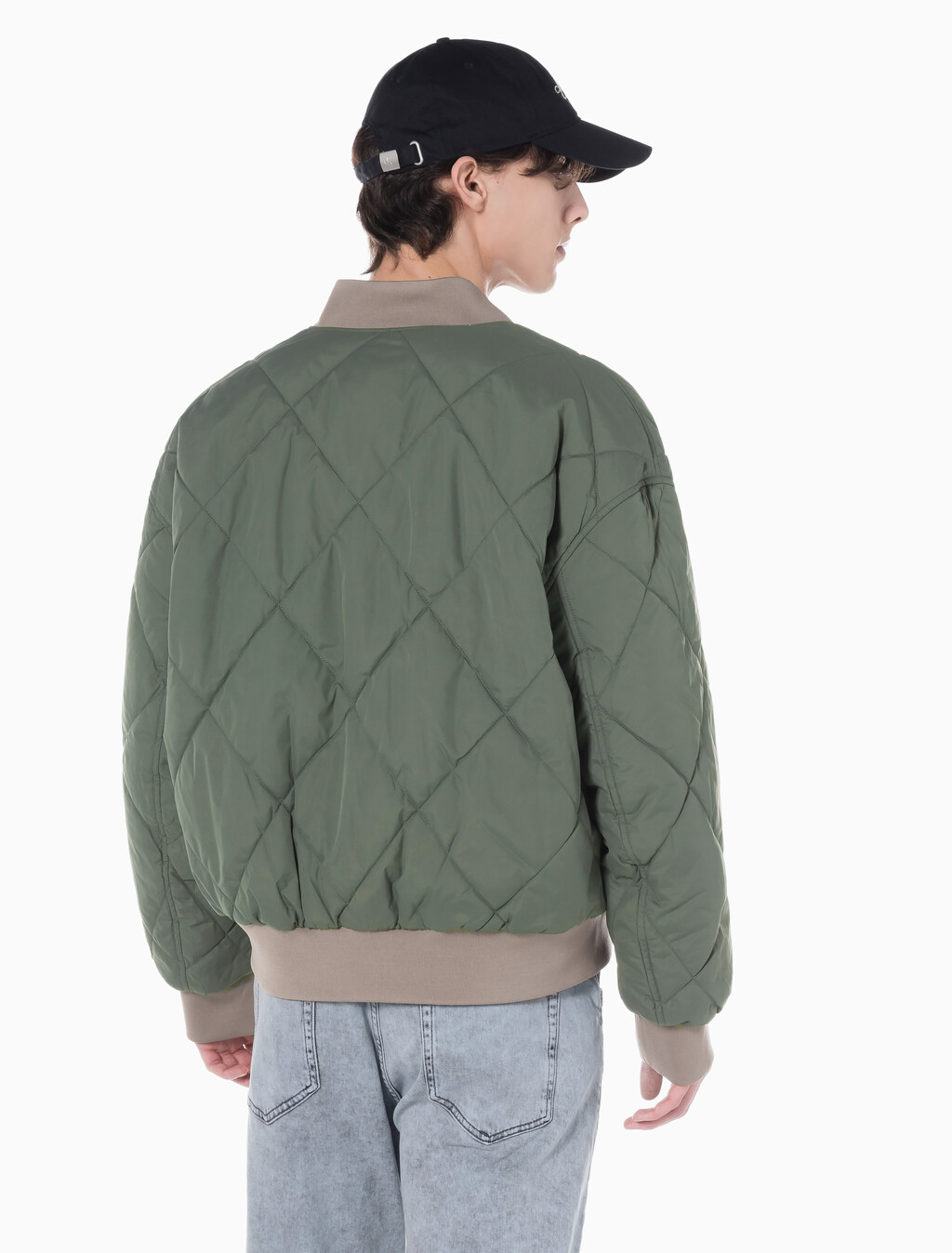 Buy 남성 리버서블 퀼팅 봄버 자켓 in color CK BLACK