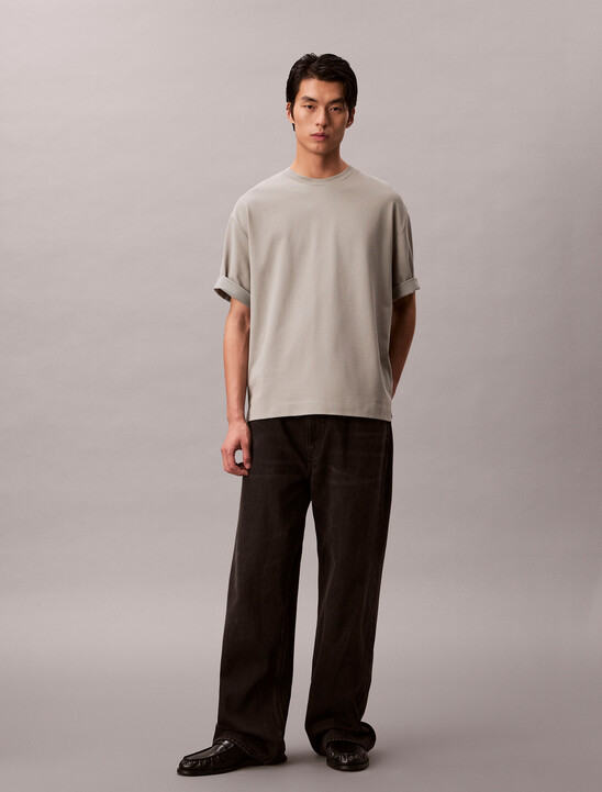 릴렉스드 핏 쿨링 피크 엠보스드 티