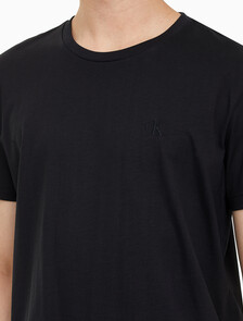 Buy 남성 레귤러핏 솔리드 CK 로고 반팔 티셔츠 in color CK BLACK