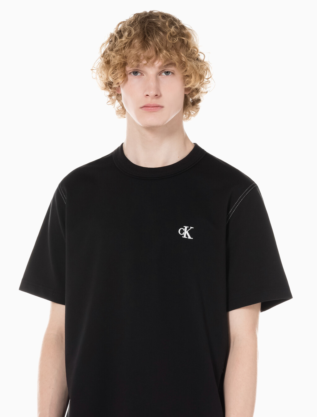 Buy 남성 레귤러핏 테리코튼 그래픽 반팔 스웨트셔츠 in color CK BLACK