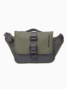 Buy 남성 유틸리타리안 카메라백 M in color OLIVE