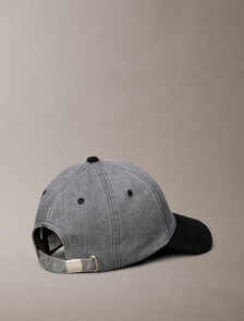 Buy 남녀공용 데님 & 코듀로이 모노그램 볼캡 in color Grey