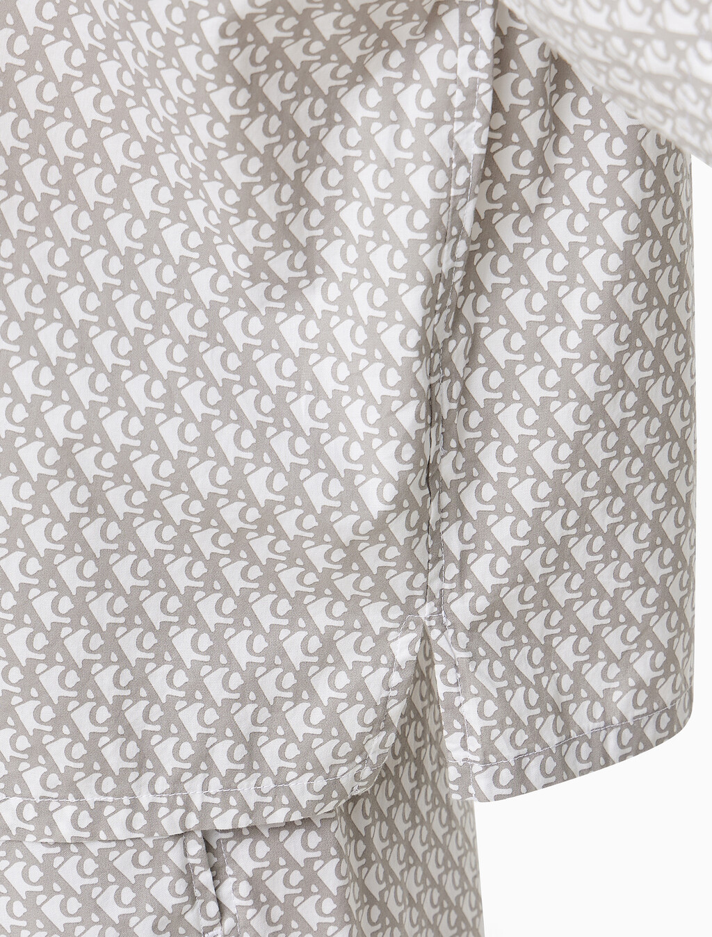Buy 여성 코튼 포플린 슬립웨어 반팔 셔츠 in color PLUSH MONOGRAM+ASH