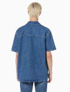Buy 남성 데님 캠프 반팔 셔츠 in color MID BLUE BACK EMBRO