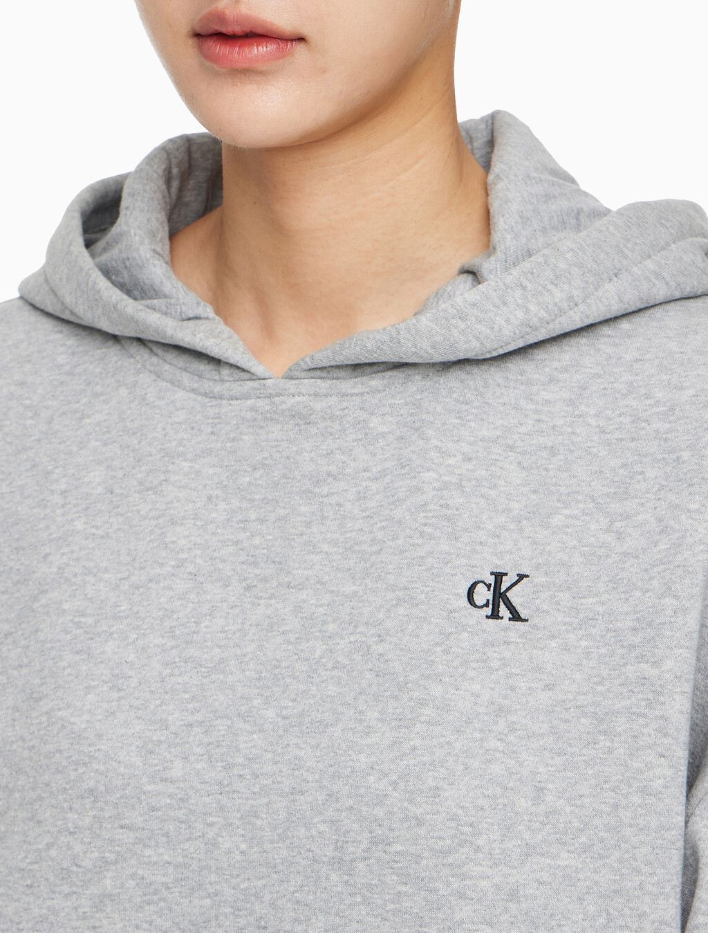Buy 여성 아카이브 로고 플리스 후디 in color HEROIC GREY HEATHER