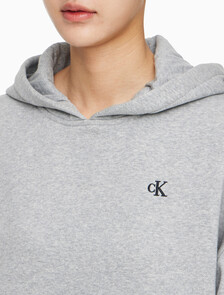 Buy 여성 아카이브 로고 플리스 후디 in color HEROIC GREY HEATHER
